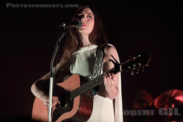 WEYES BLOOD - 2023-02-04 - PARIS - Le Trianon - Natalie Mering
